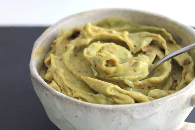 Healthy Pistachio Ice Cream-#dairyfree ice cream made with banana and pistachios! // thehealthymaven.com