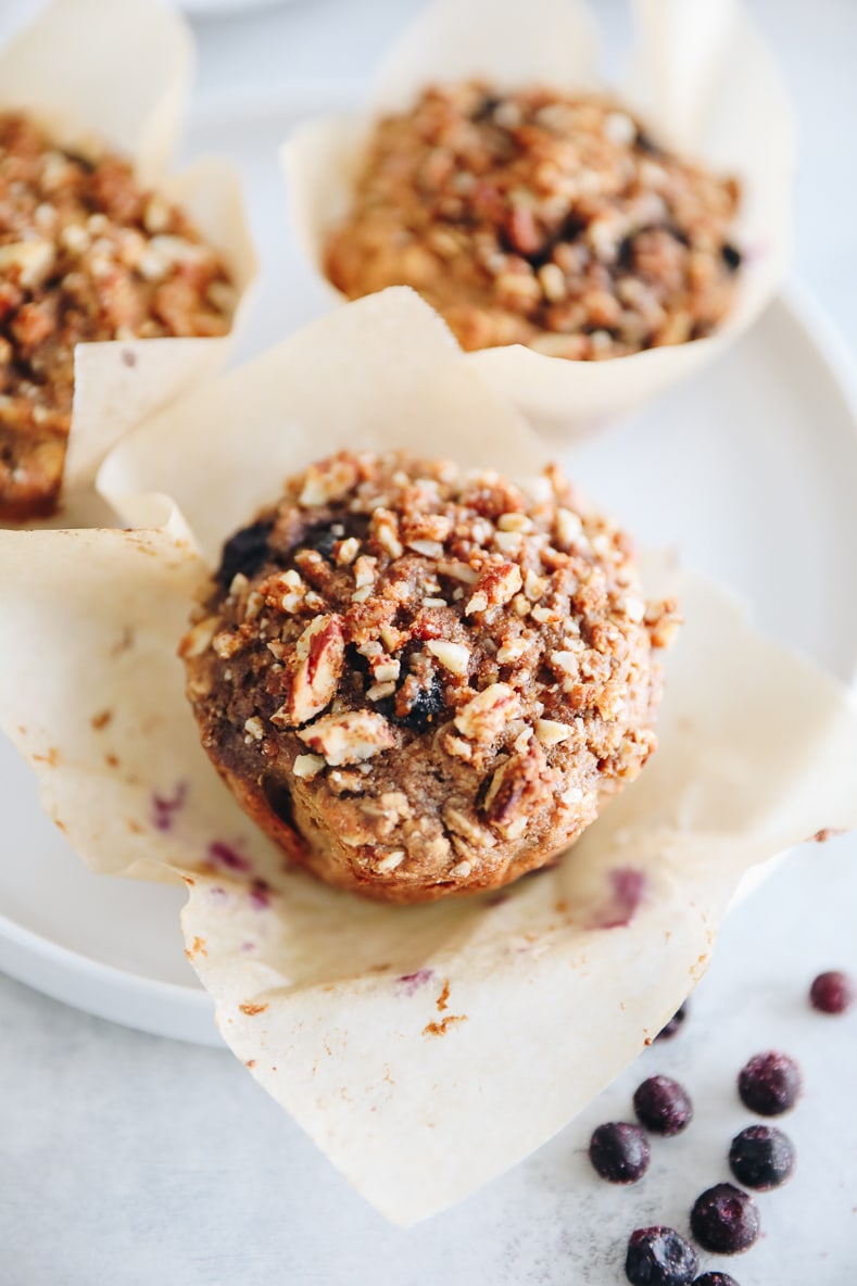 Healthy Breakfast Muffins {Blueberry & Oat}