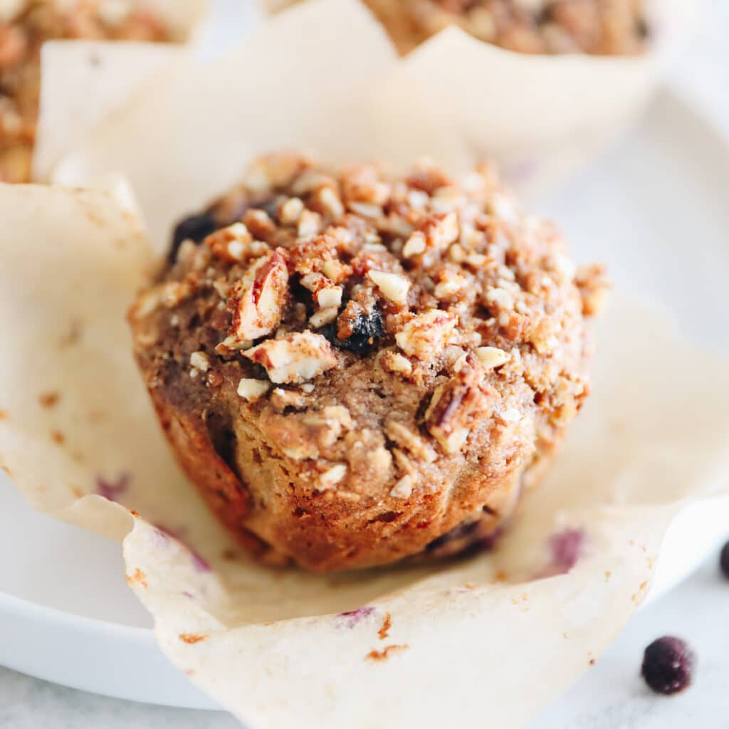 Healthy Blueberry Oatmeal Muffins