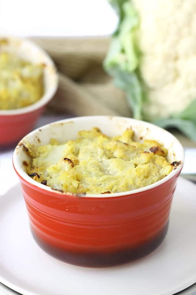 Baked "Cheesy" Cauliflower // thehealthymaven.com #dairyfree #paleo