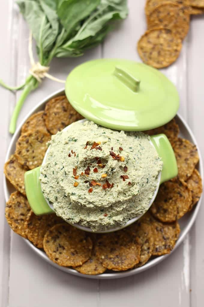 Basil and Artichoke Dip made with blended cashews and nutritional yeast instead of mayonnaise and cheese! The perfect appetizer or dip recipe.