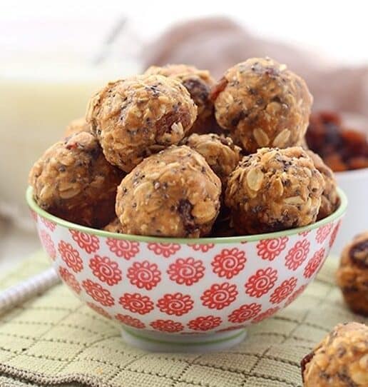 No Bake Oatmeal Protein Balls Recipe