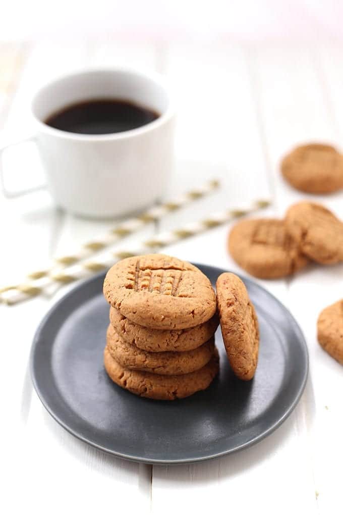 Healthy-Peanut-Butter-Cookies-4