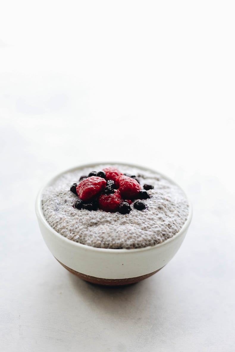 Have you ever tried making chia pudding? This post is teaching you my basic healthy chia pudding recipe and how to customize it 5 ways so you never get tired of this healthy breakfast or dessert recipe!