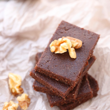 Raw Walnut Brownies -image