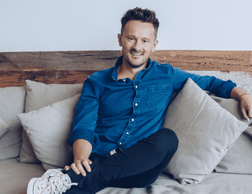 On Episode #65 of That's So Maven Podcast, we're chatting with Dr. Will Cole again all about inflammation and how to keep it at an optimal level. This is Dr. Cole's second visit on the show and we're so excited to have him back!
