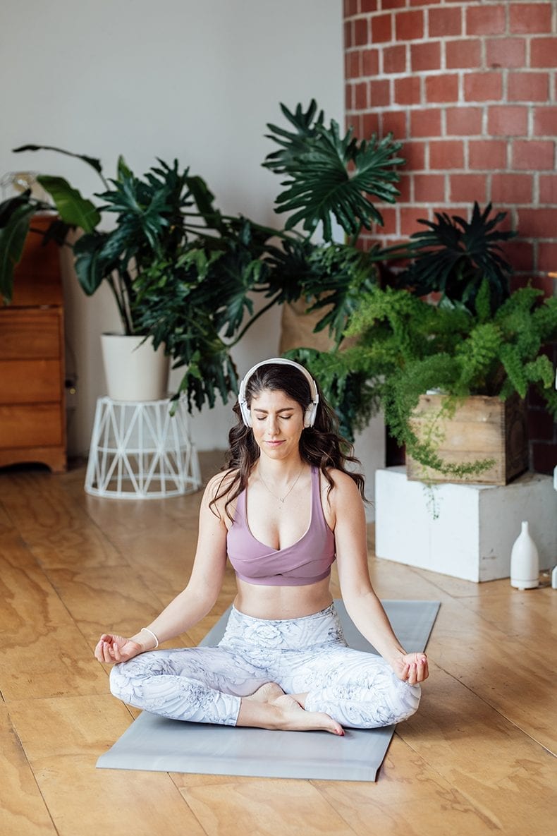 New to meditation? Don't let it stress you out! In this article I'll teach you how to do it with this intro guide to meditation. Meditation is about the journey and not the destination, here's how to enjoy that journey and get the most of its benefits.