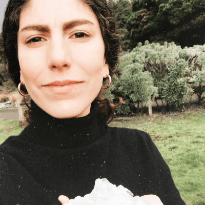 On episode #100 of the That's So Maven podcast Davida is sharing about her spiritual awakening and what's been happening in her life this past year now that things have shifted.