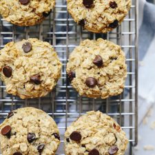 Chocolate Chip Baked Oatmeal Cups-image