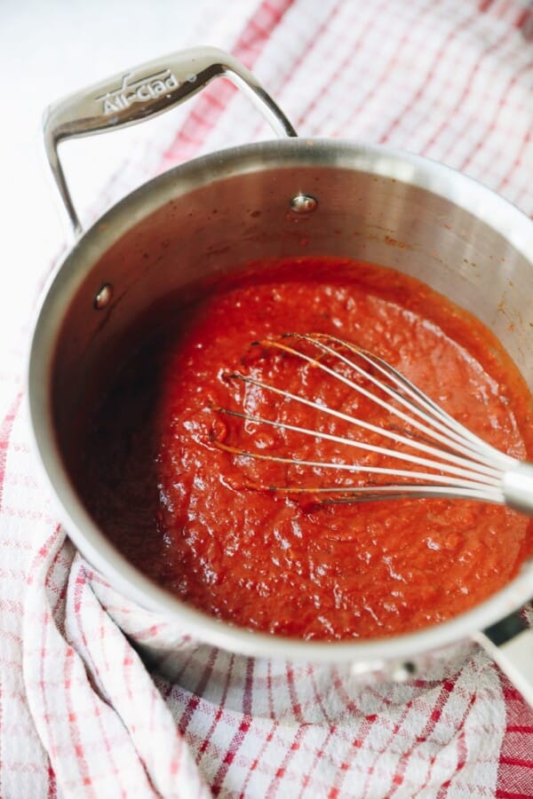 Homemade Enchilada Sauce [in 10 mins!] The Healthy Maven