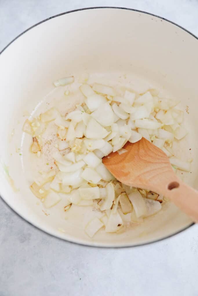 Hidden Veggie Pasta Sauce [For Kids!] - The Healthy Maven