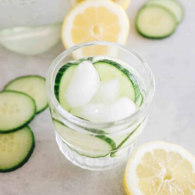 cucumber water in a glass with ice.