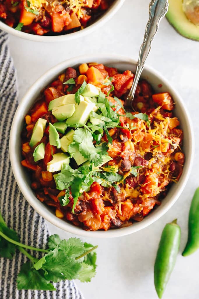 5Star Healthy Veggie Chili Recipe {Seriously!} The Healthy Maven