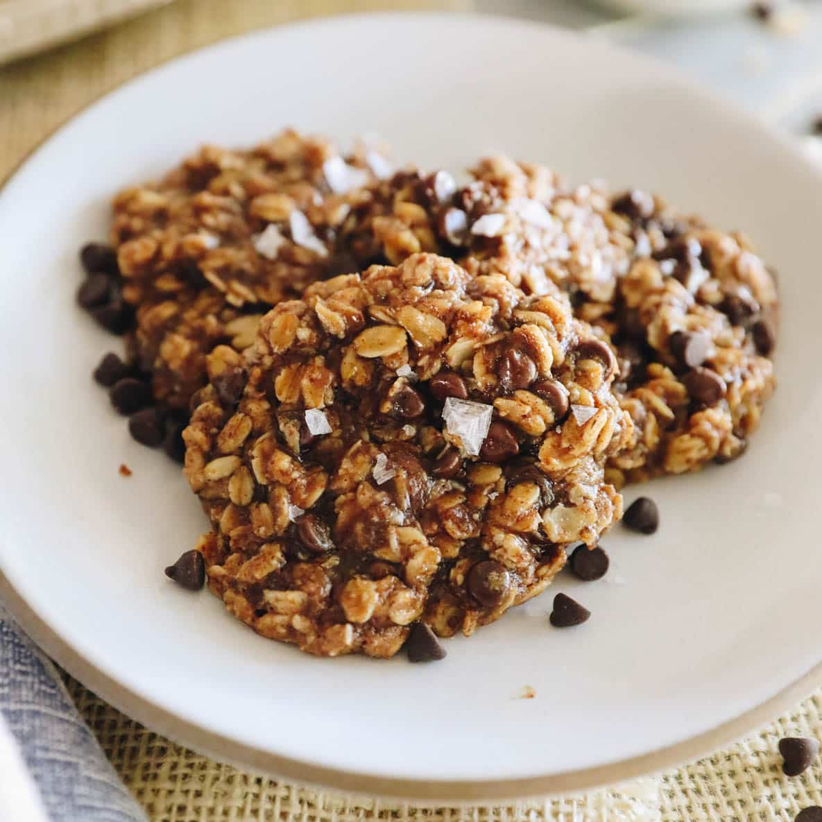 Chewy Vegan Oatmeal Cookies [GlutenFree Too!] The Healthy Maven